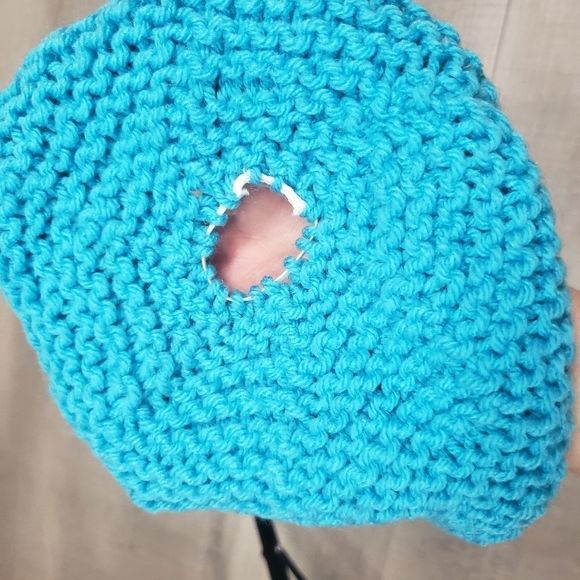 hand Knit Turqoise Hat Beanie Toque Ponytail hat - Picture 3 of 3